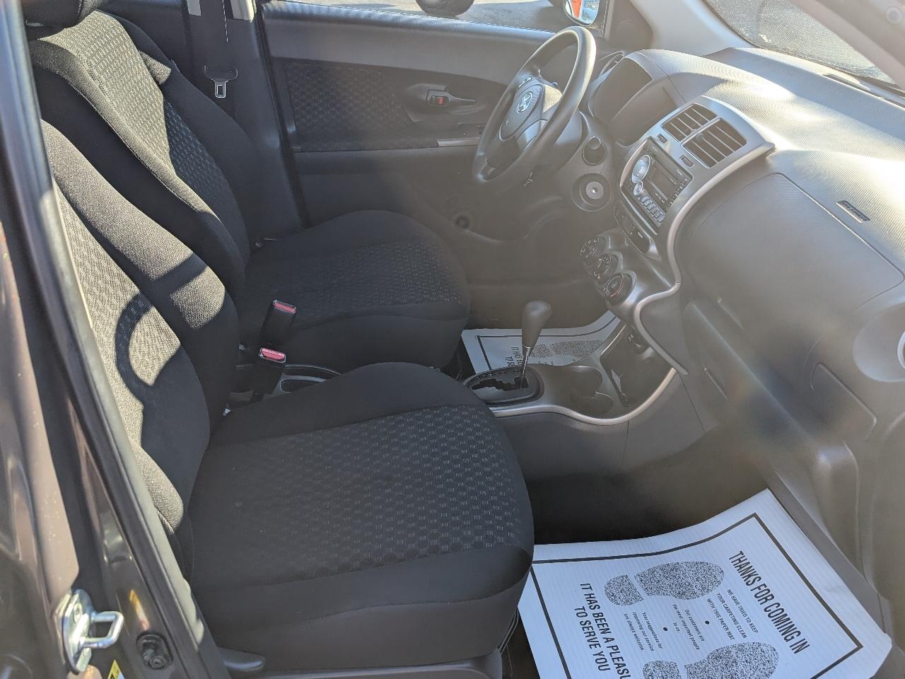 Scion xD  2011