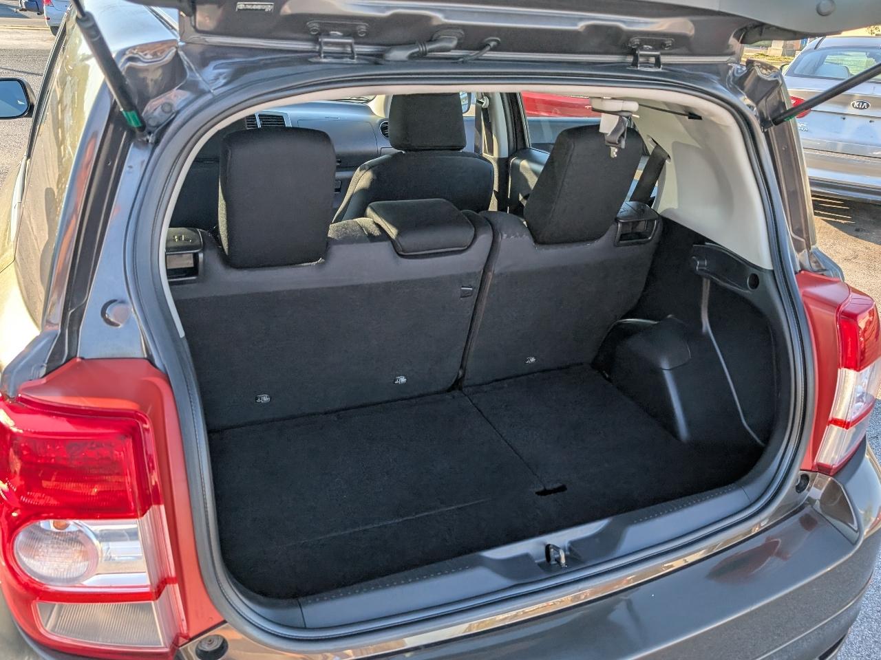Scion xD  2011