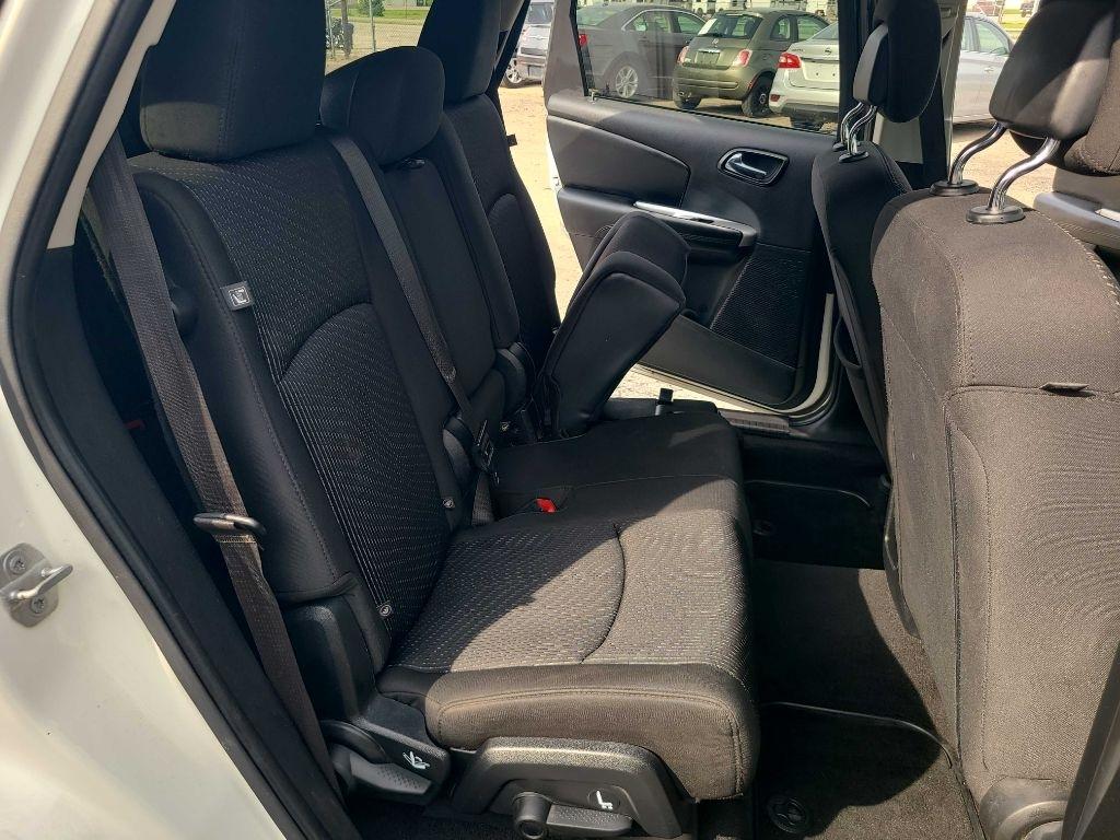 2018 Dodge Journey SE - Photo 16