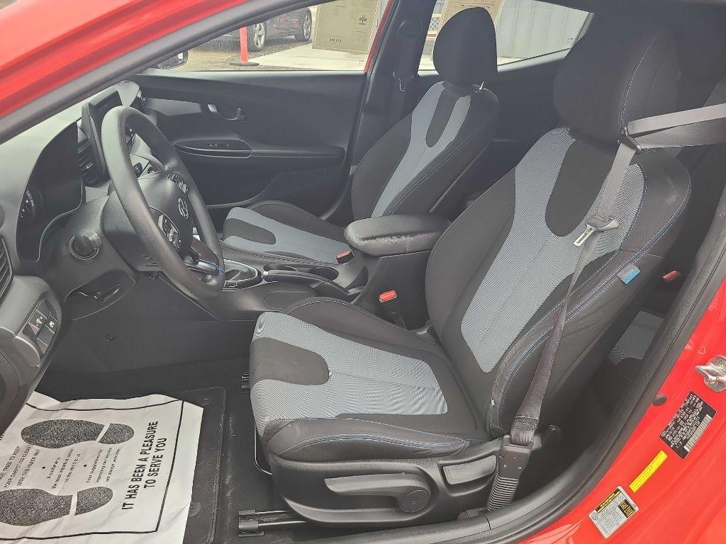 Hyundai Veloster  2020