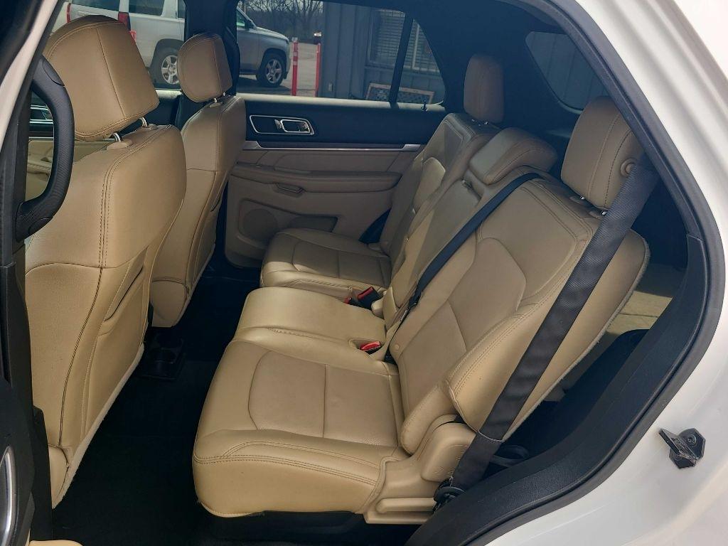 Ford Explorer  2016