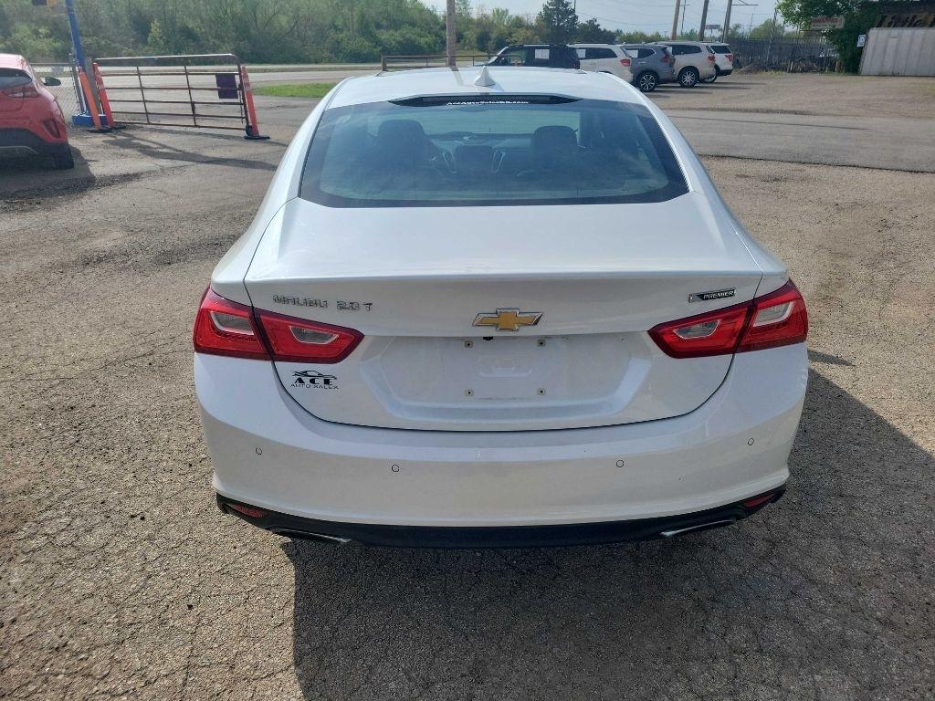 Chevrolet Malibu  2017