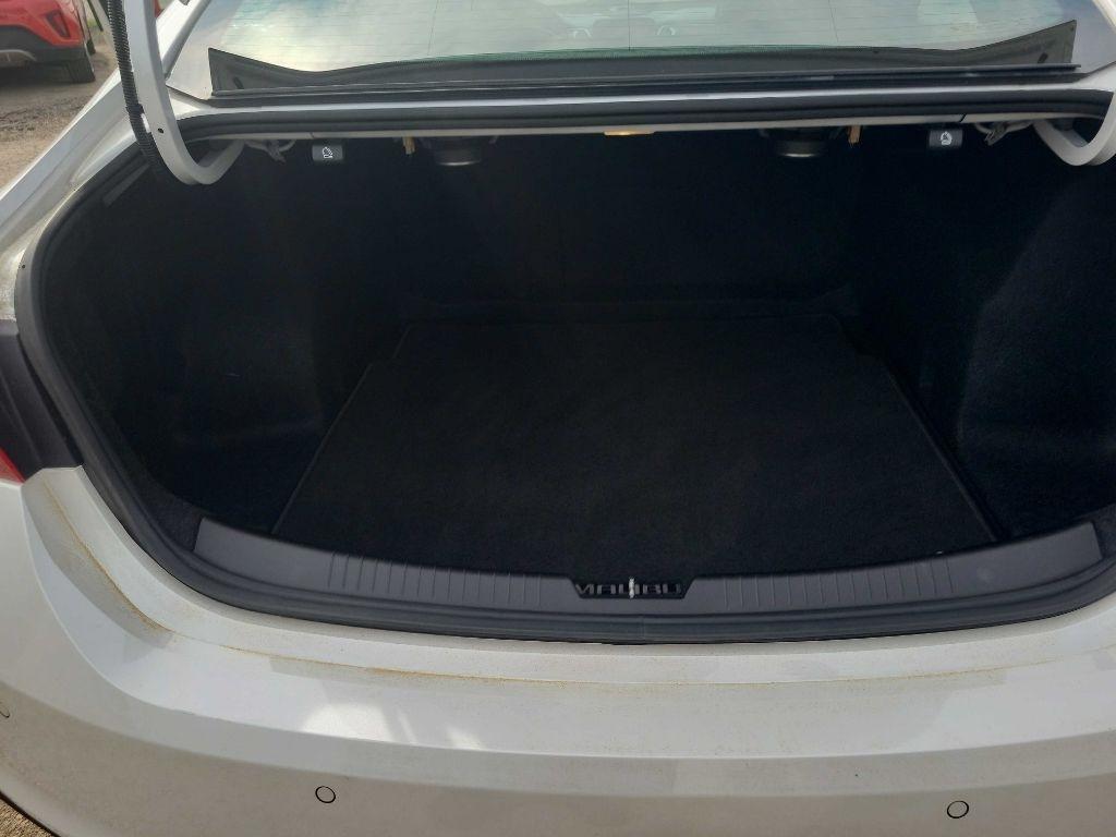 Chevrolet Malibu  2017