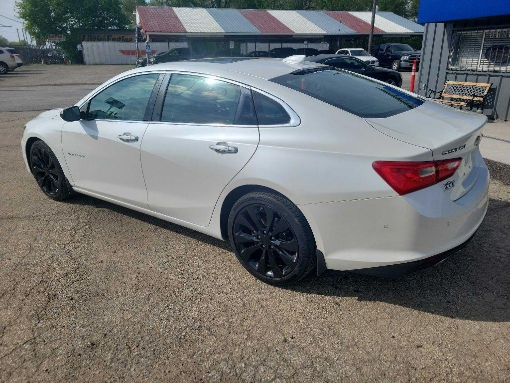 Chevrolet Malibu  2017