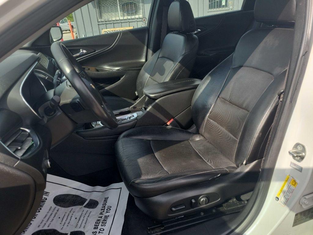 Chevrolet Malibu  2017