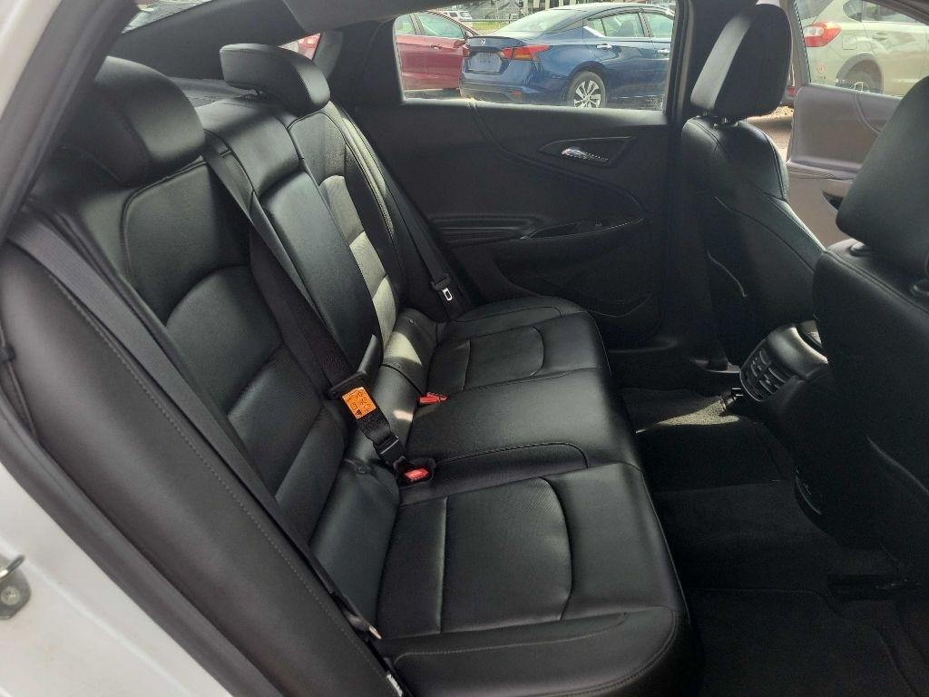 Chevrolet Malibu  2017