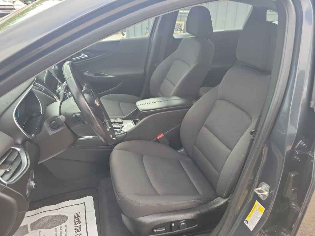 Chevrolet Malibu  2018