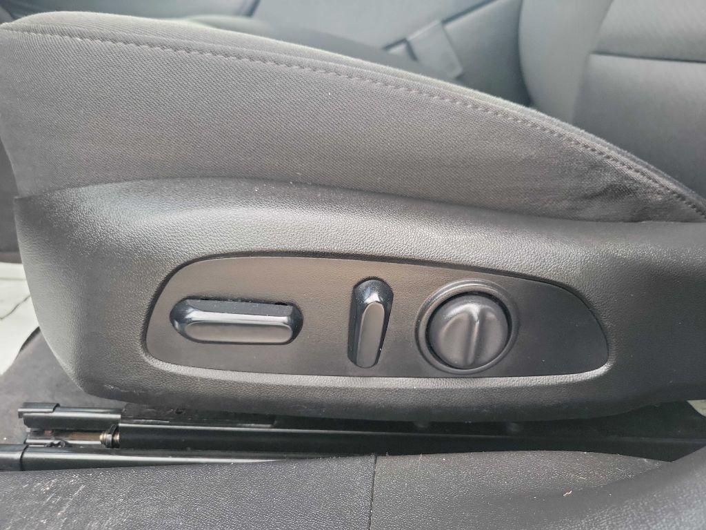 Chevrolet Malibu  2018
