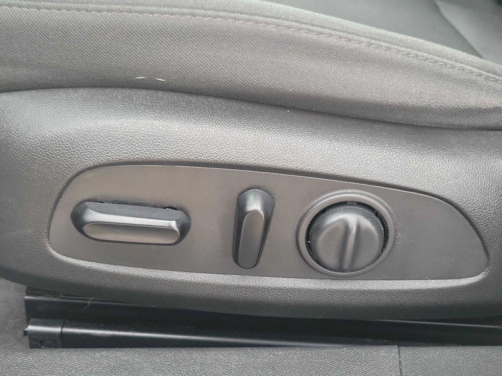 Chevrolet Malibu  2017