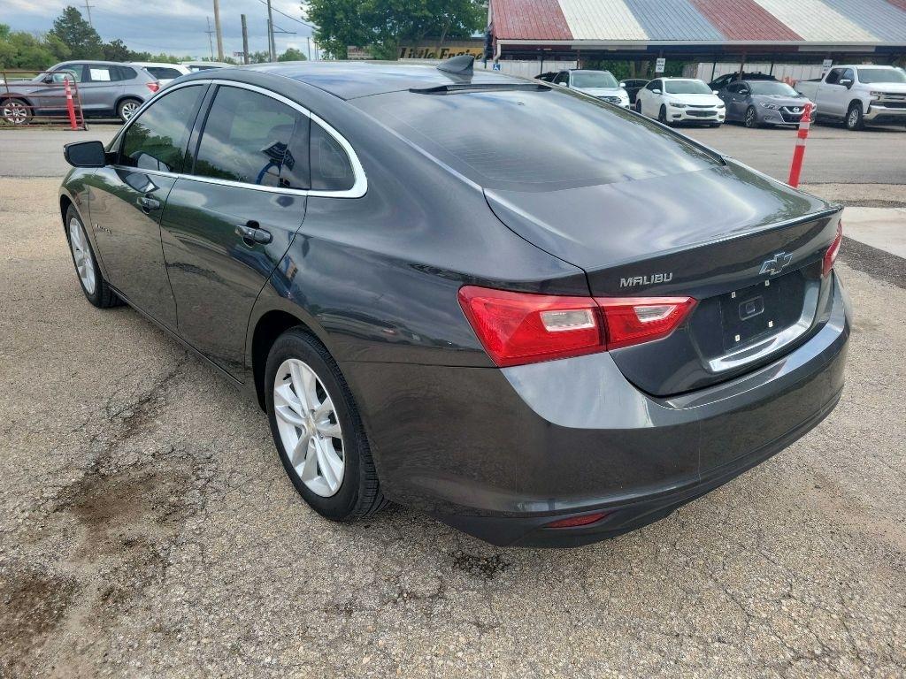 Chevrolet Malibu  2017