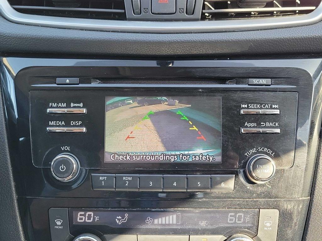 Nissan Rogue  2015