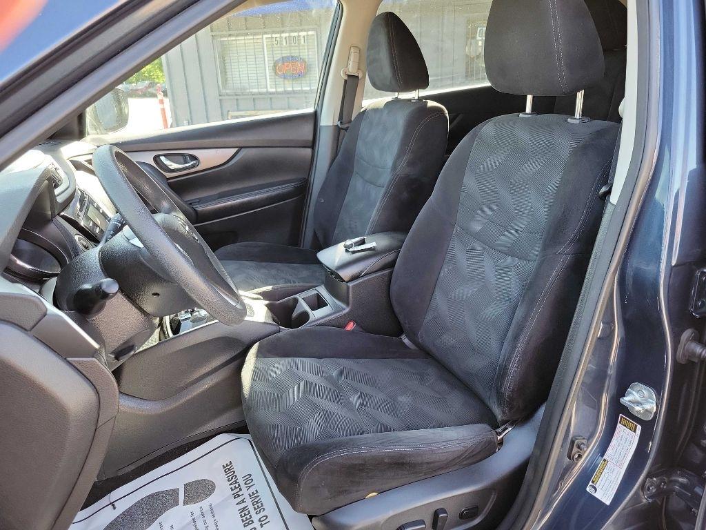 Nissan Rogue  2015
