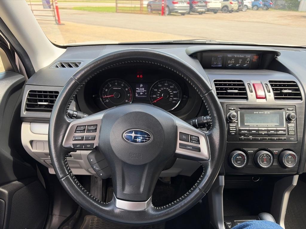 Subaru Forester 2.5i Touring 2015