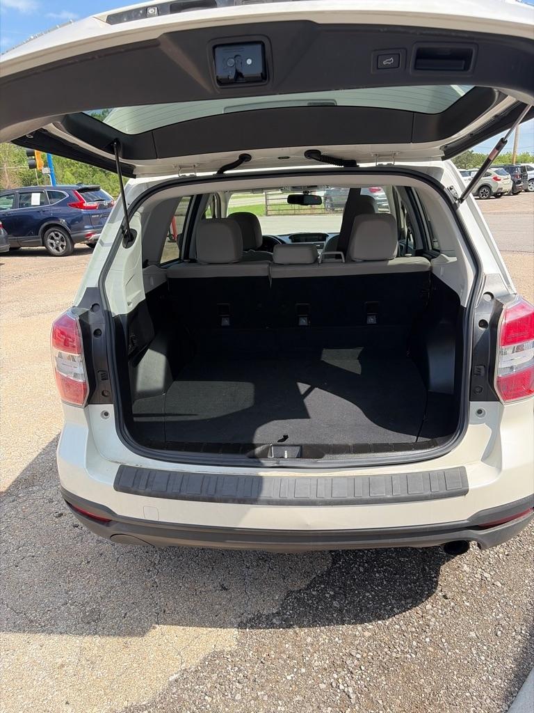 Subaru Forester 2.5i Touring 2015