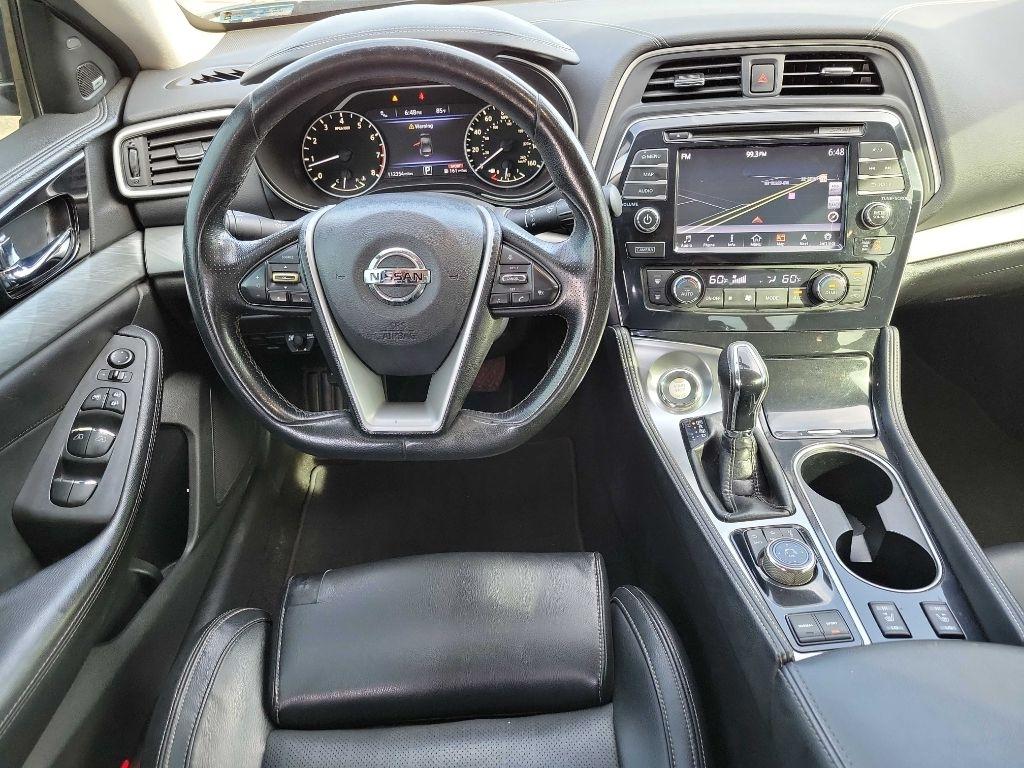 Nissan Maxima  2017