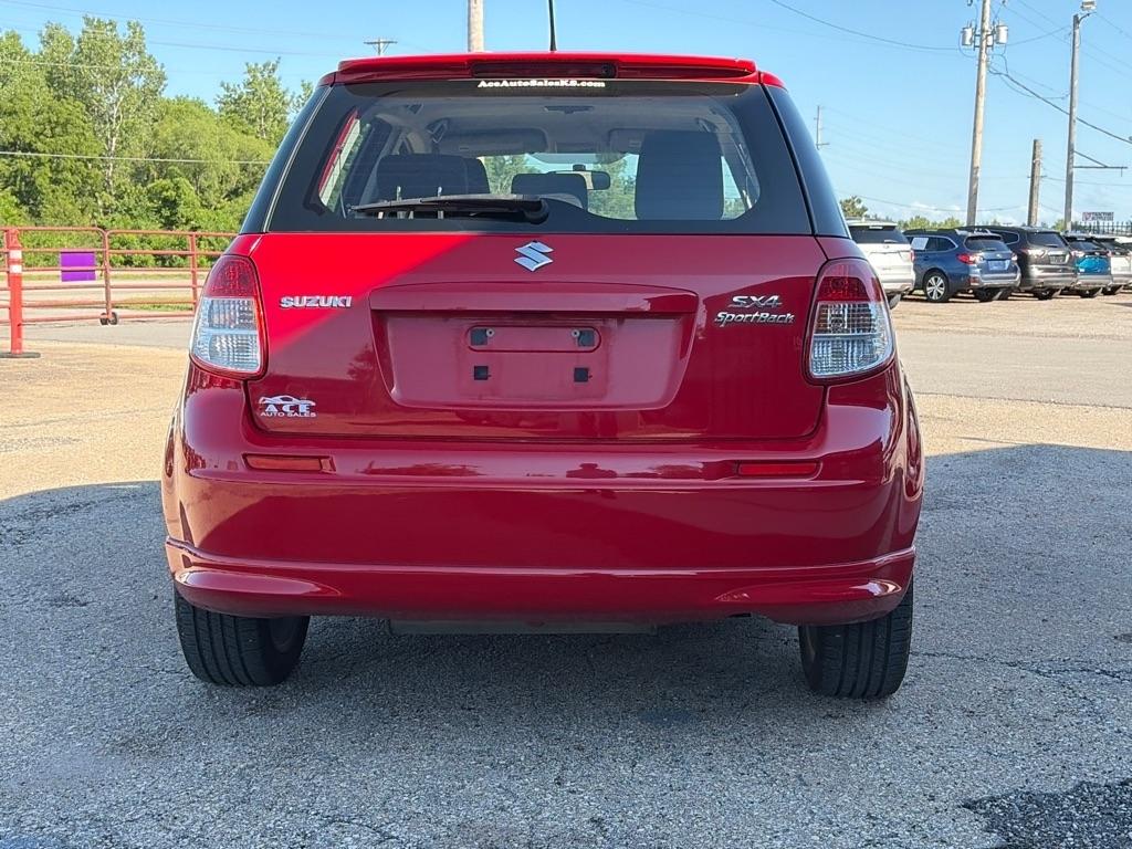 Suzuki SX4  2011