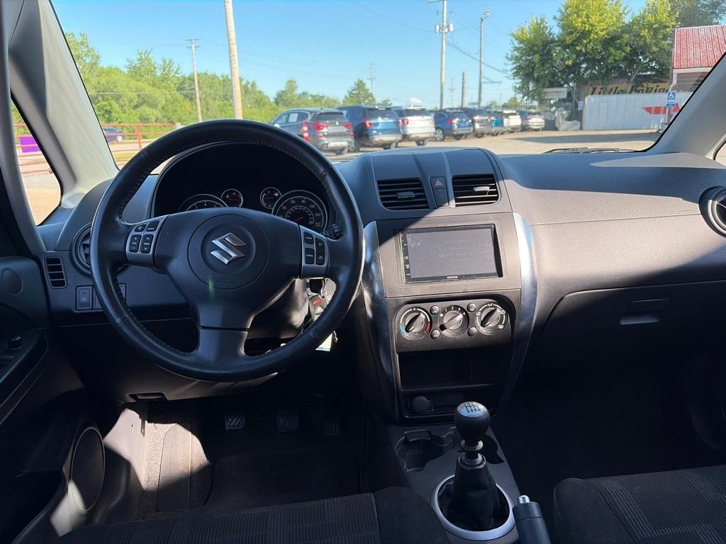 Suzuki SX4  2011