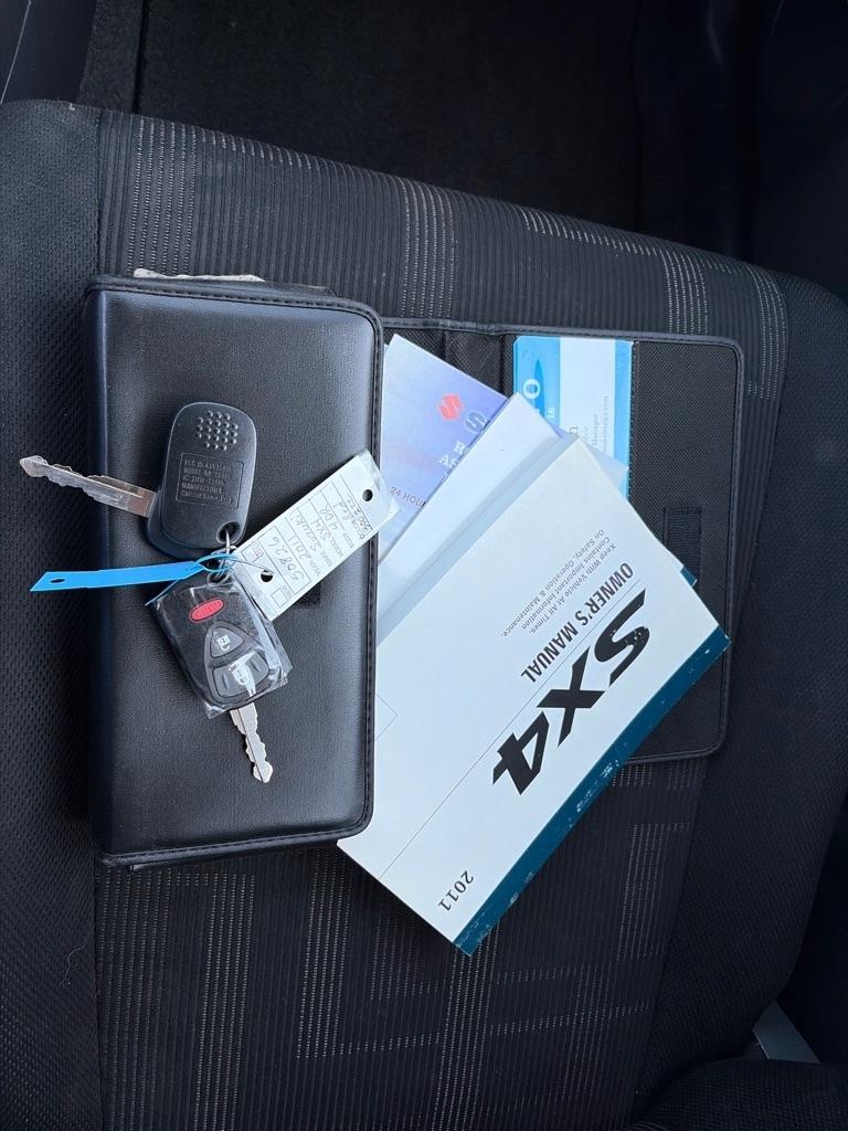 Suzuki SX4  2011