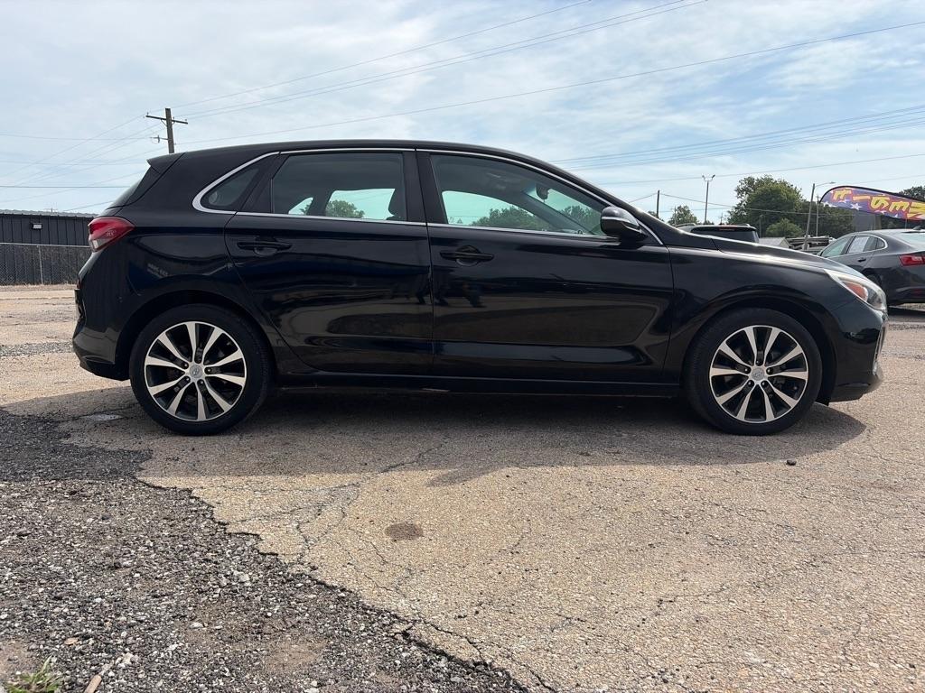 Hyundai Elantra GT 2018