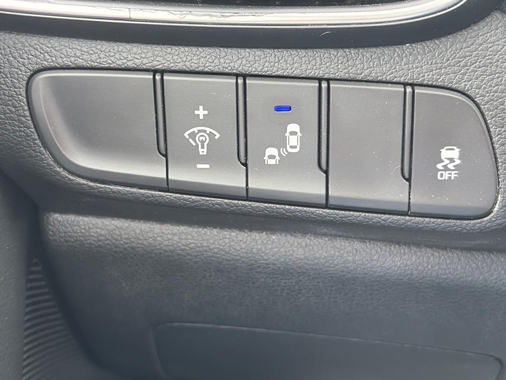 Hyundai Elantra GT 2018