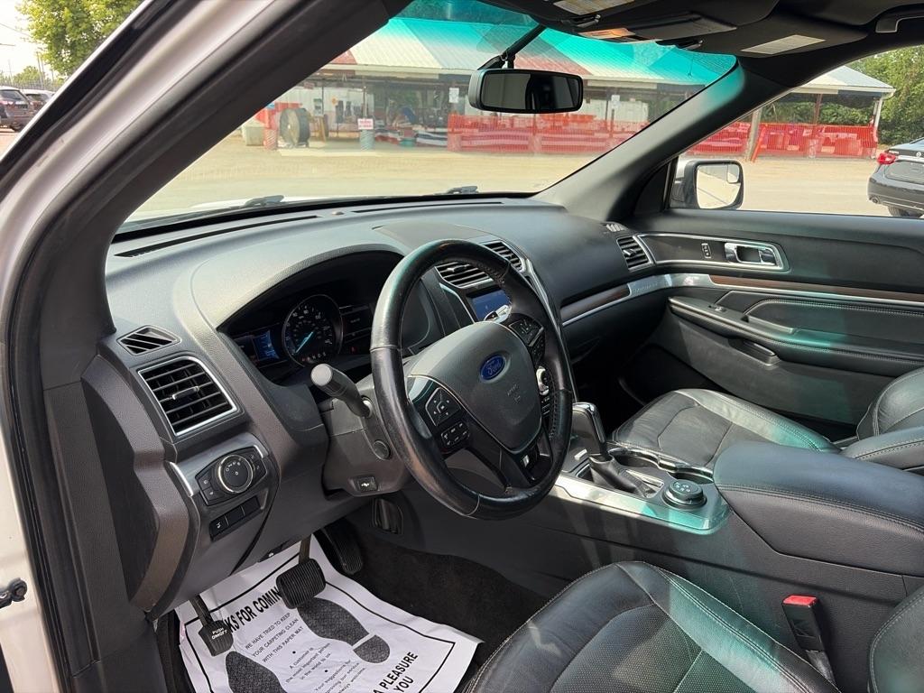 Ford Explorer  2016