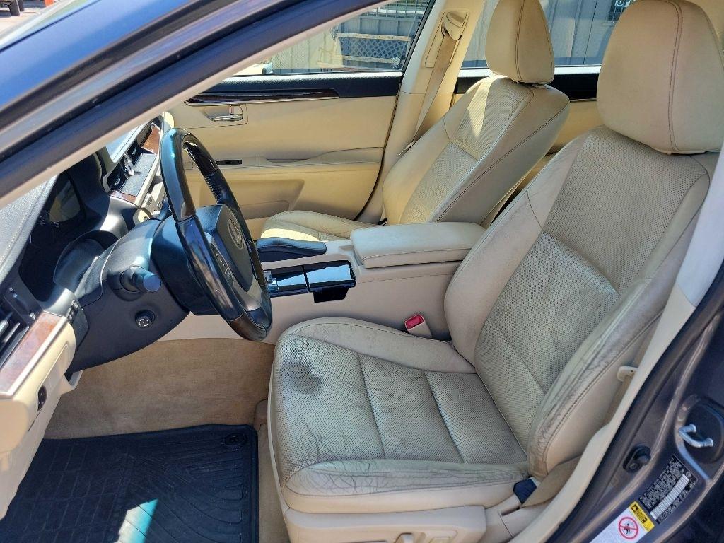 Lexus ES 350  2013