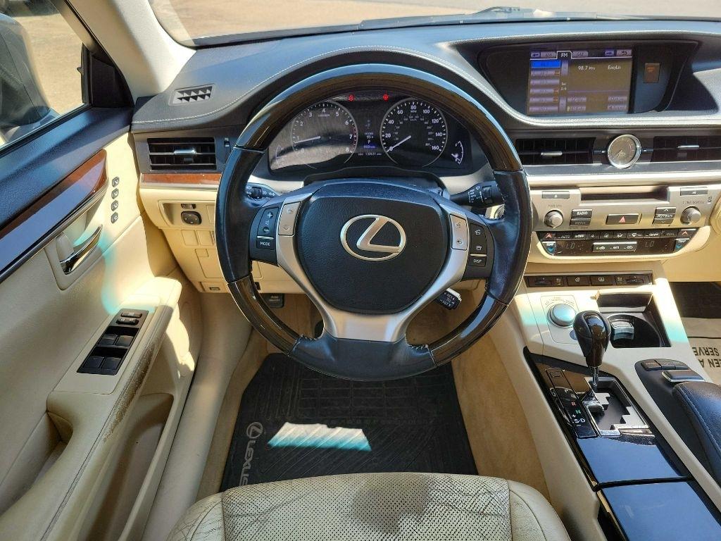 Lexus ES 350  2013