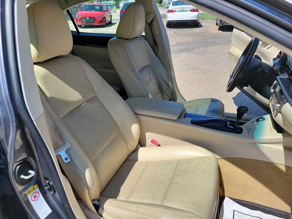 Lexus ES 350  2013