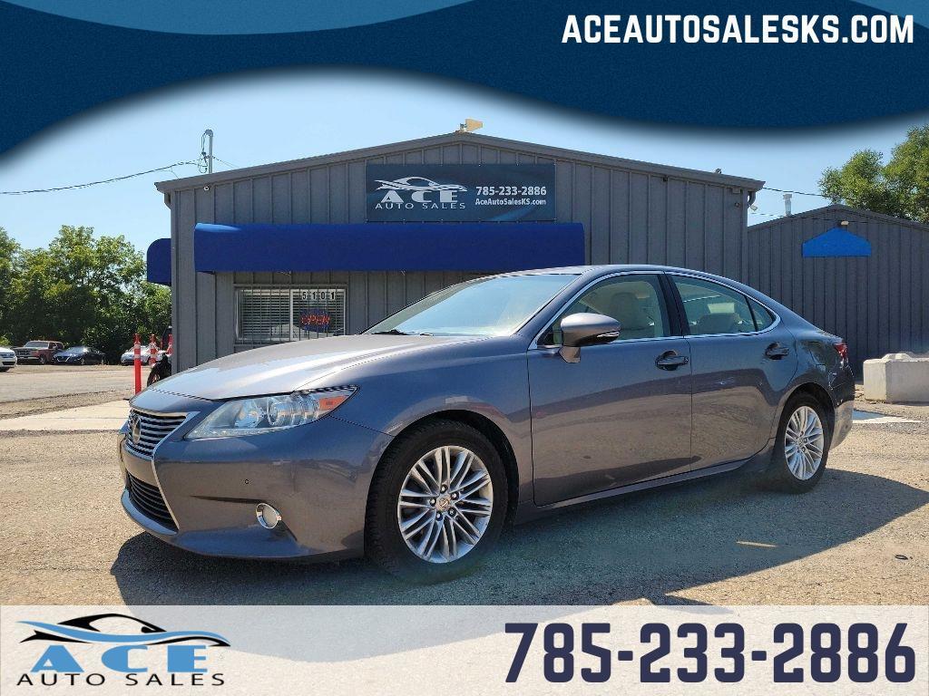 Silver 2013 Lexus ES Sedan Front-Wheel Drive Automatic