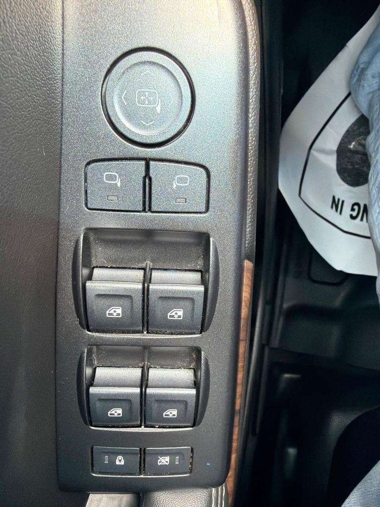 Chevrolet Suburban  2019