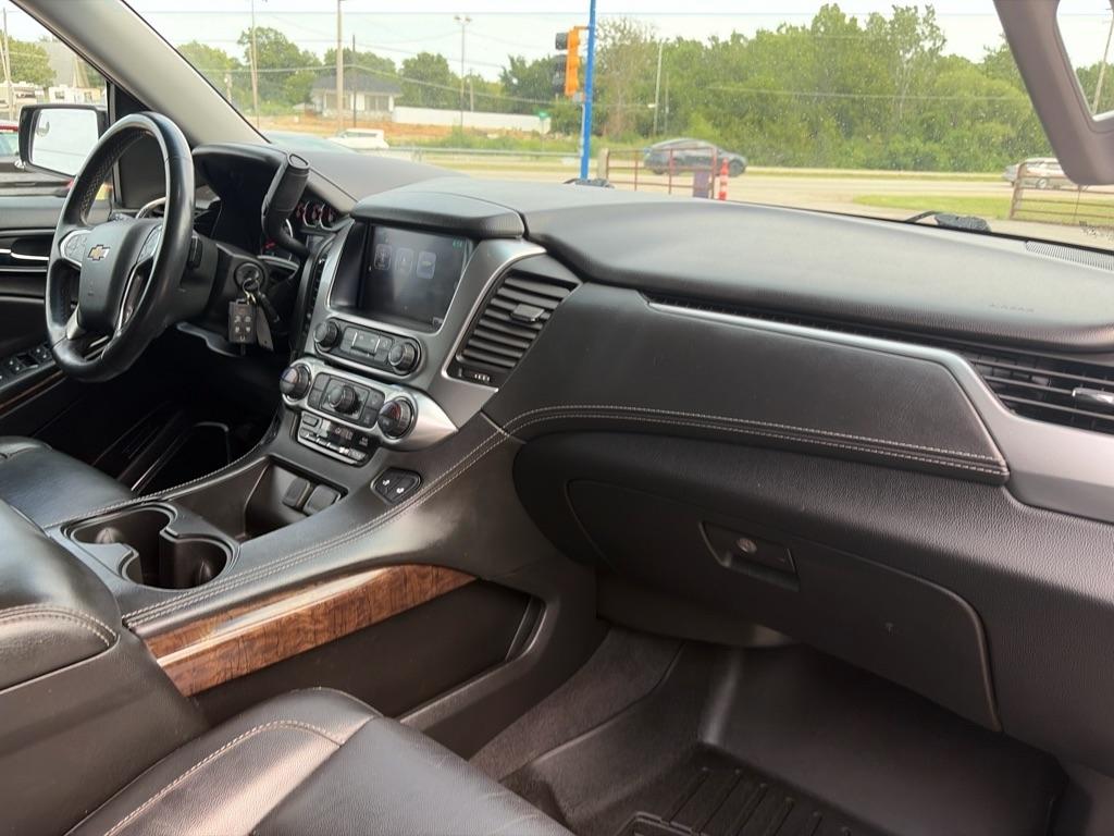 Chevrolet Suburban  2019