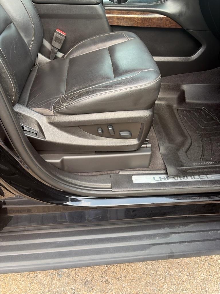 Chevrolet Suburban  2019