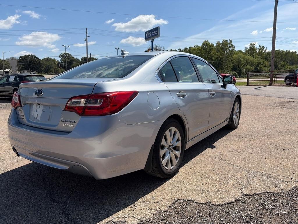 Subaru Legacy  2016