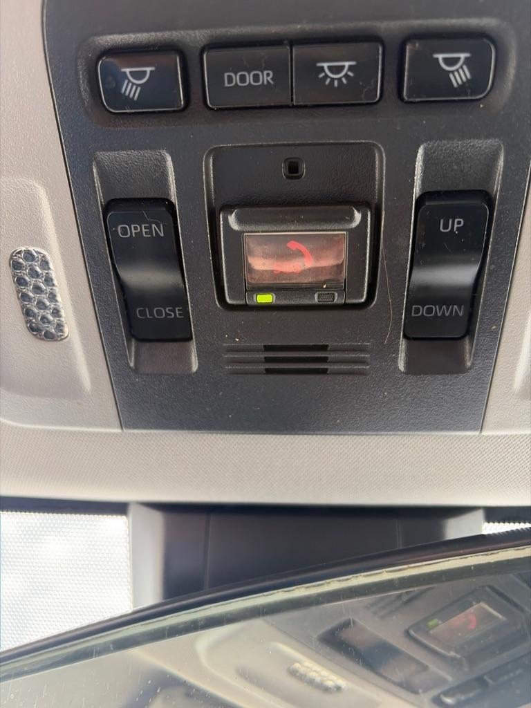 Toyota Camry SE 2022