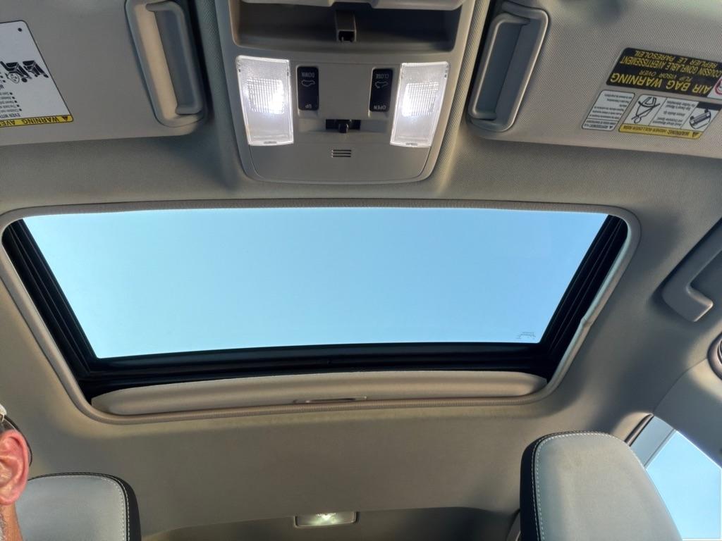 Toyota RAV4  2017