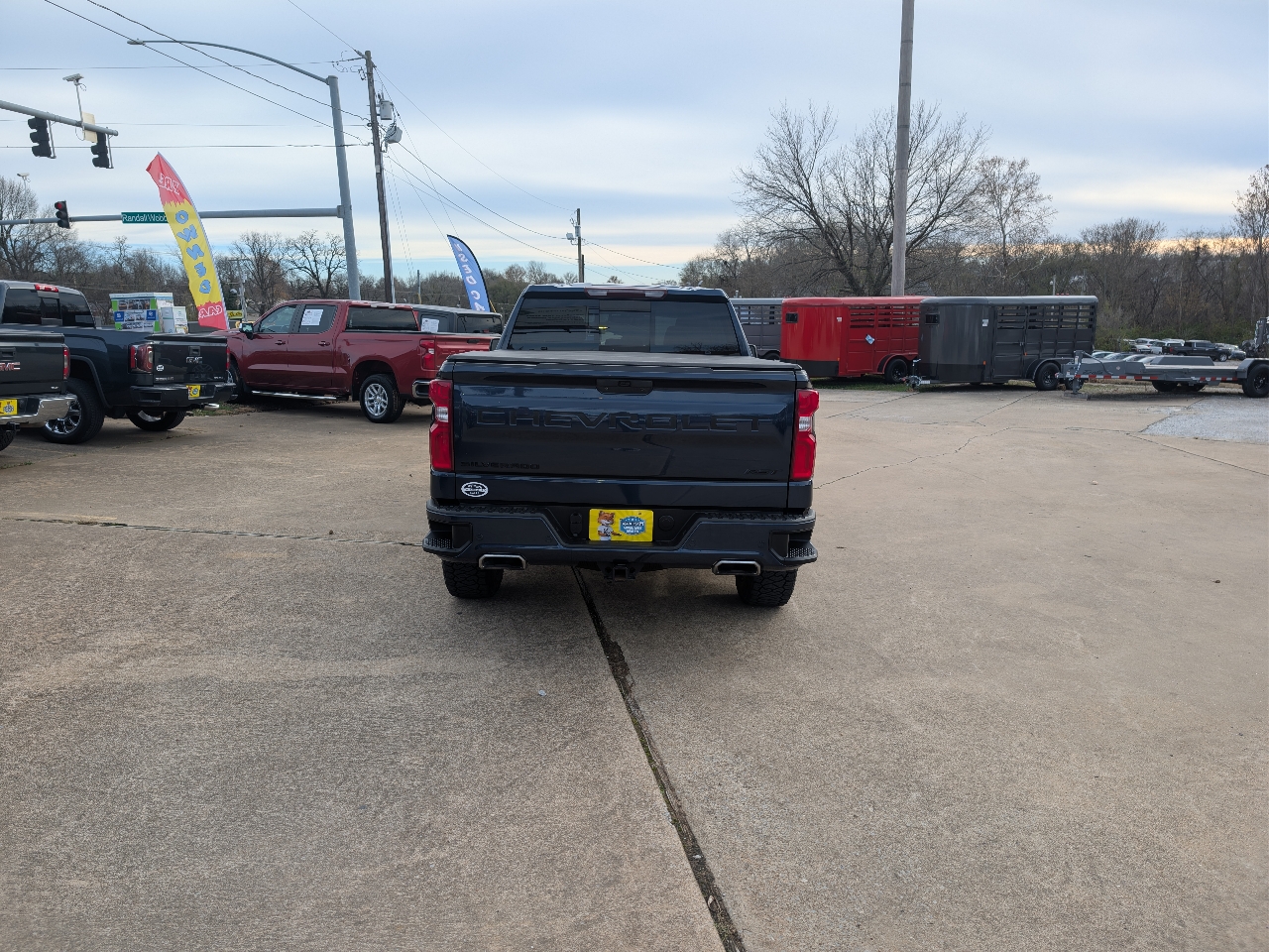 2021 Chevrolet Silverado 1500 RST photo 2