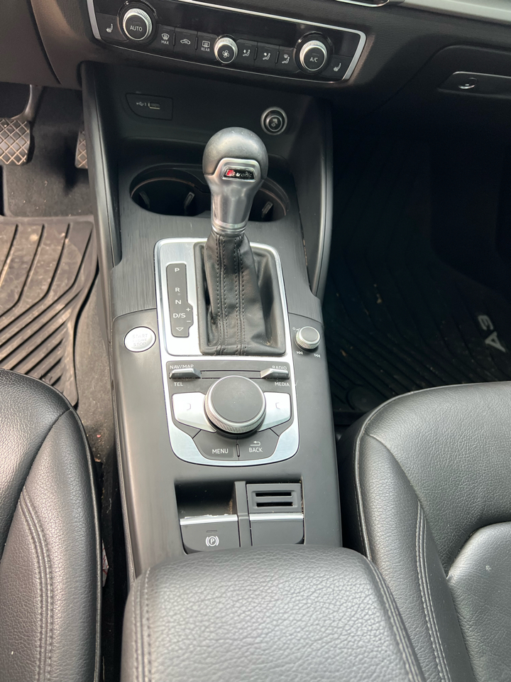 Audi A3 Sedan Premium 40 TFSI 2019