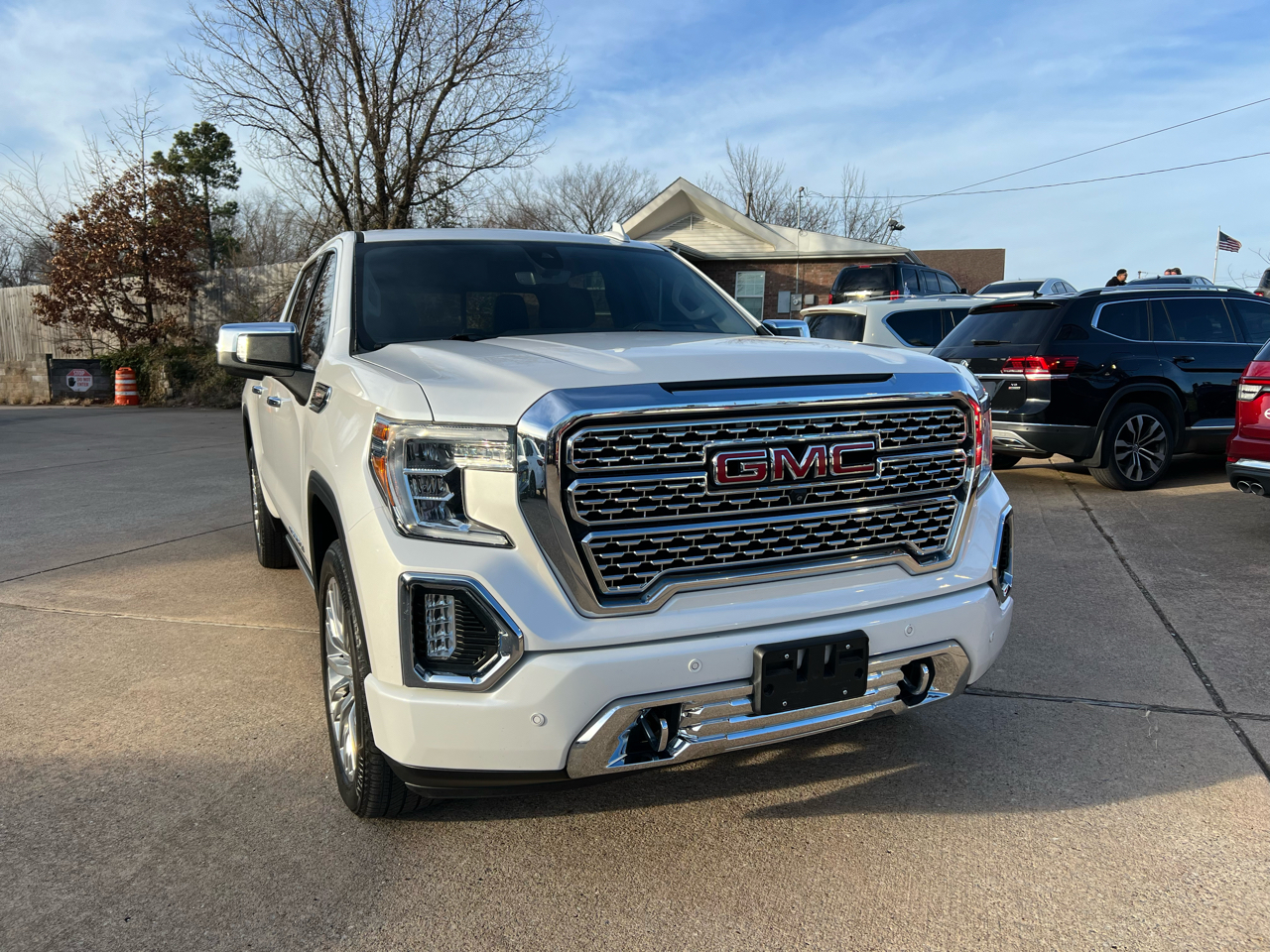 GMC Sierra 1500 4WD Crew Cab 147" Denali 2019