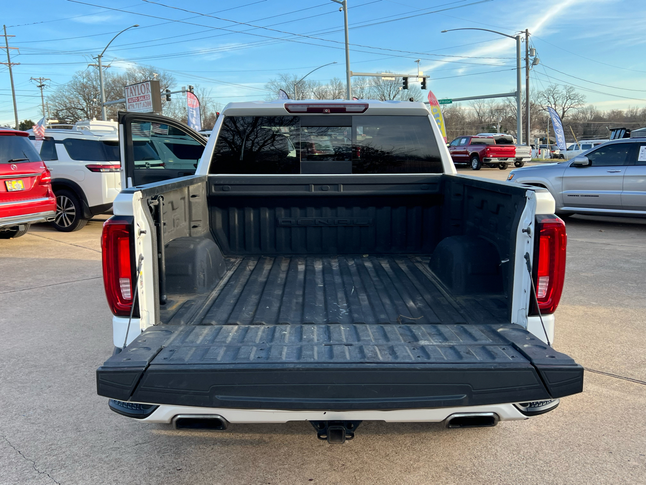 GMC Sierra 1500 4WD Crew Cab 147" Denali 2019