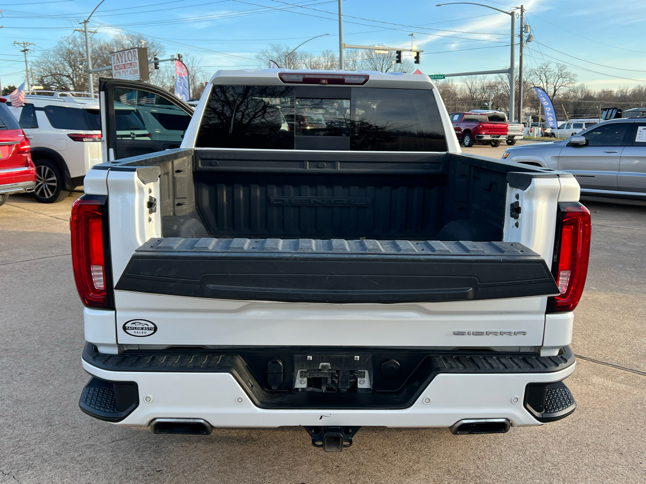 GMC Sierra 1500 4WD Crew Cab 147" Denali 2019