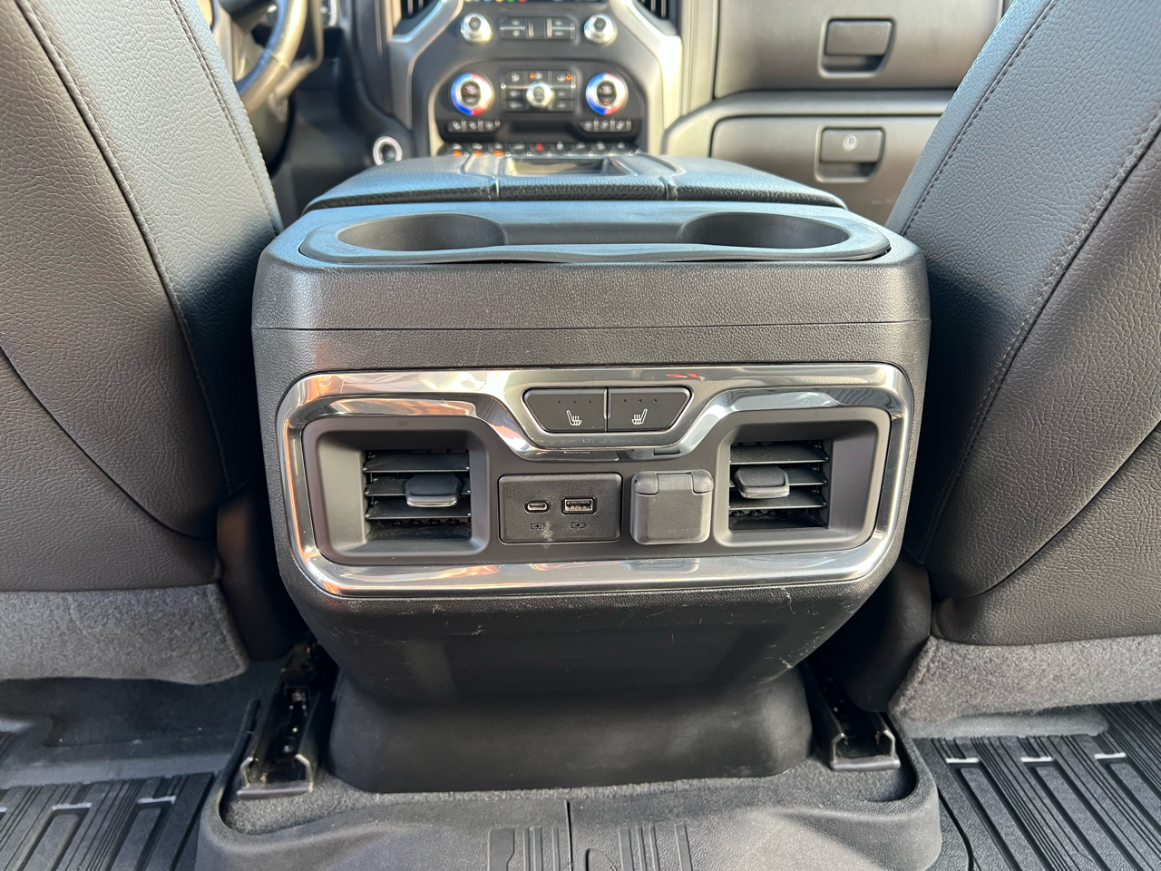 GMC Sierra 1500 4WD Crew Cab 147" Denali 2019