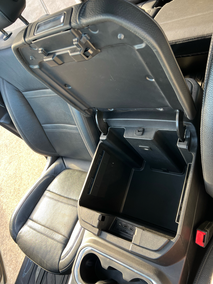 GMC Sierra 1500 4WD Crew Cab 147" Denali 2019