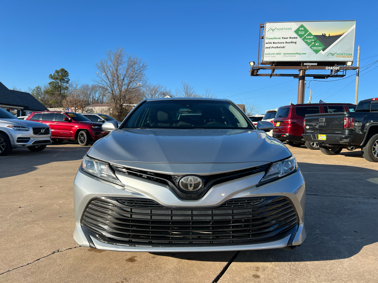 Toyota Camry LE Auto (Natl) 2018