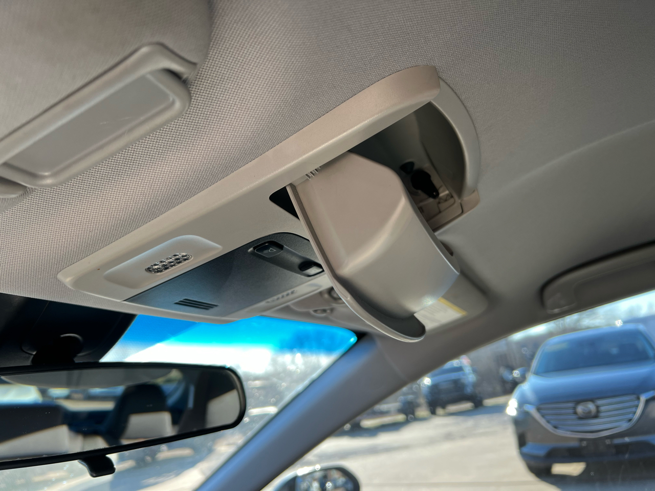 Toyota Camry LE Auto (Natl) 2018