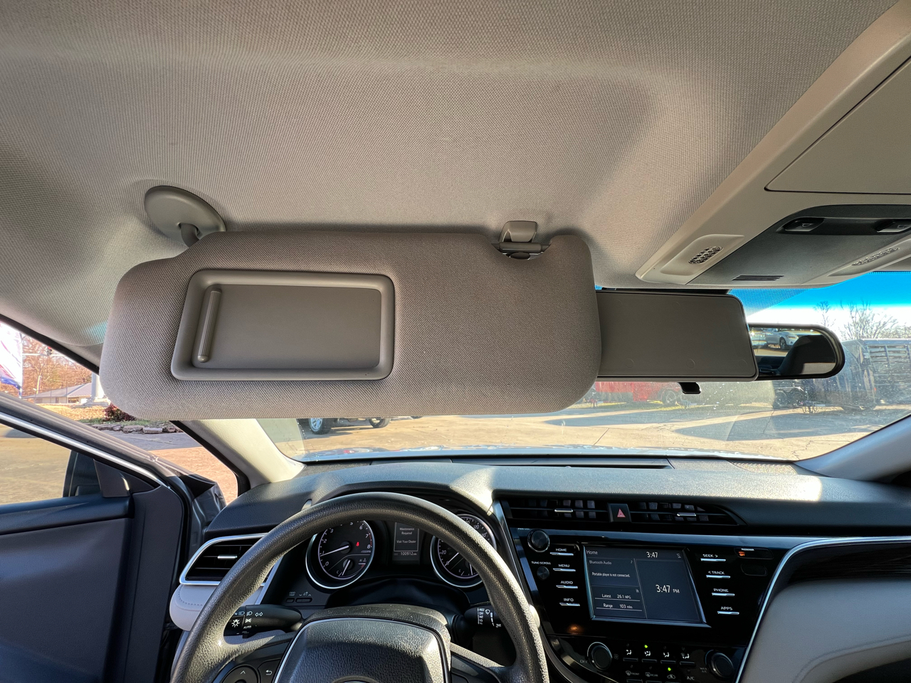 Toyota Camry LE Auto (Natl) 2018