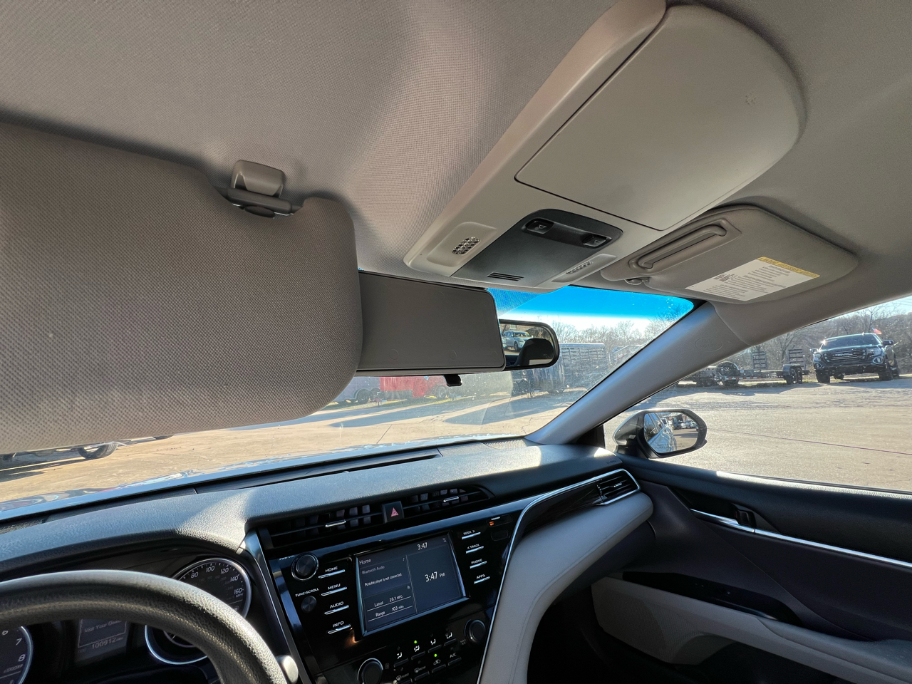 Toyota Camry LE Auto (Natl) 2018