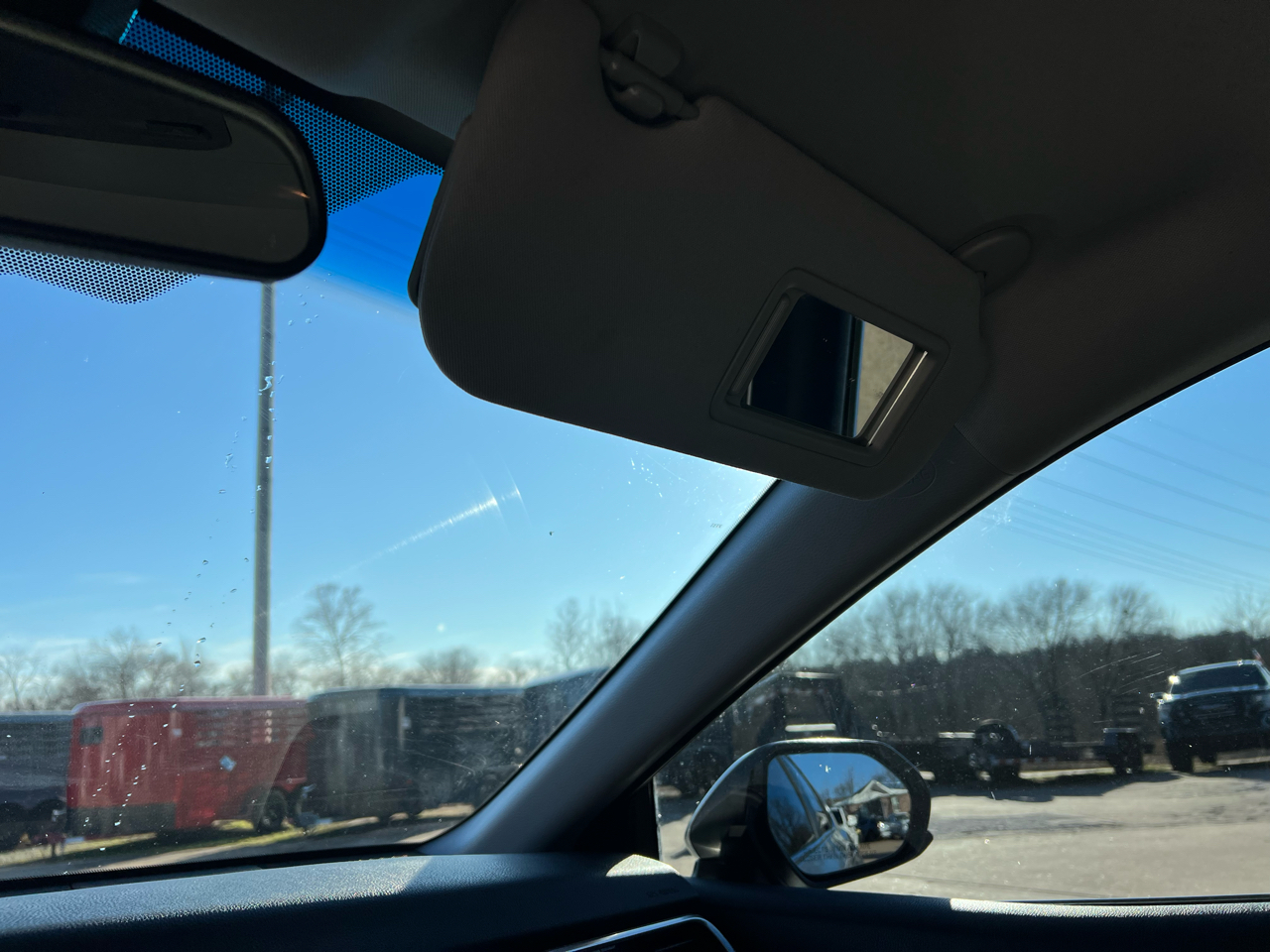 Toyota Camry LE Auto (Natl) 2018