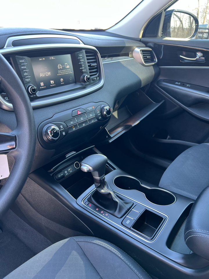 Kia Sorento L FWD 2019