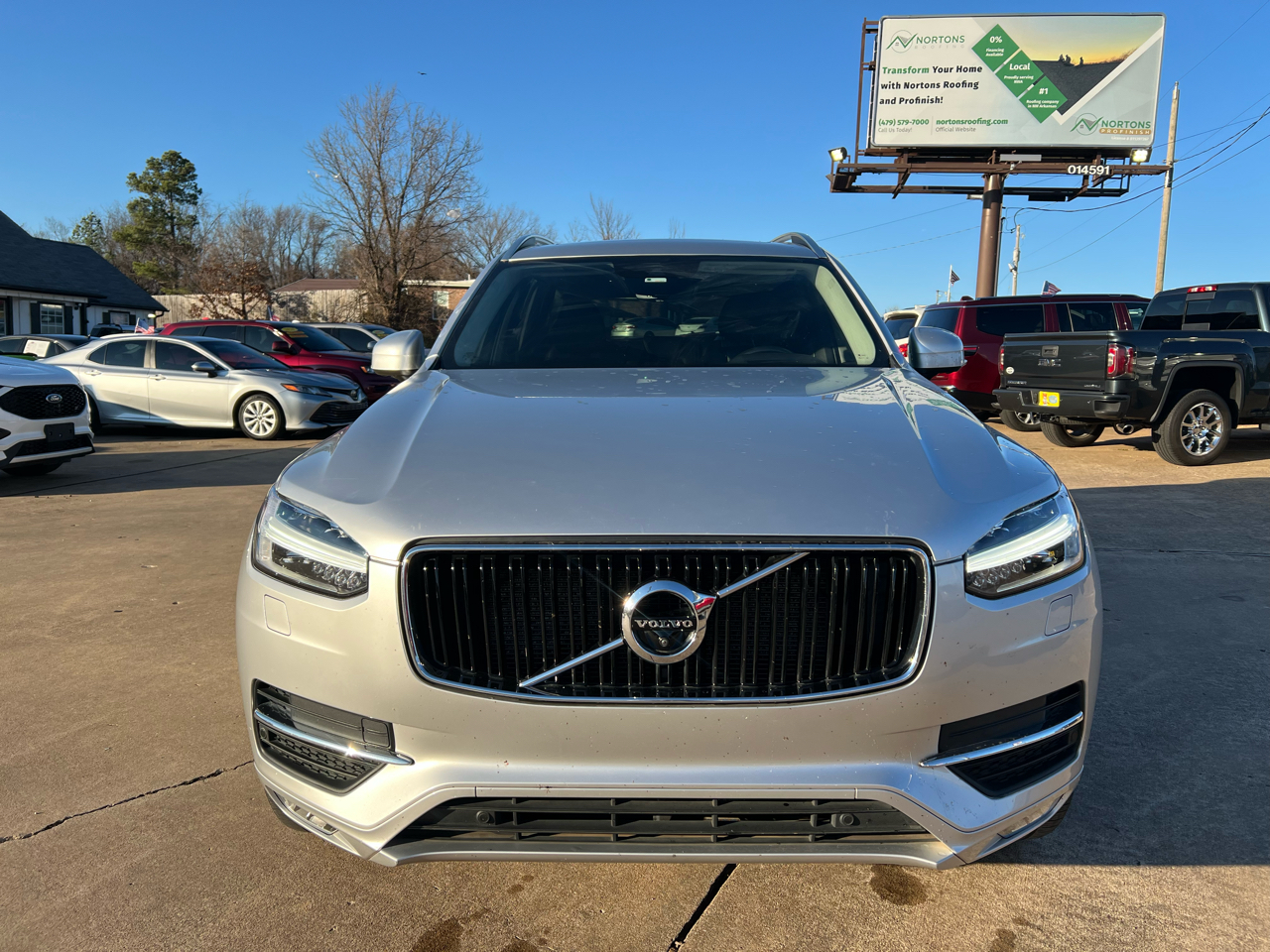 Volvo XC90 T5 AWD 5-Passenger Momentum *Ltd Avail* 2018