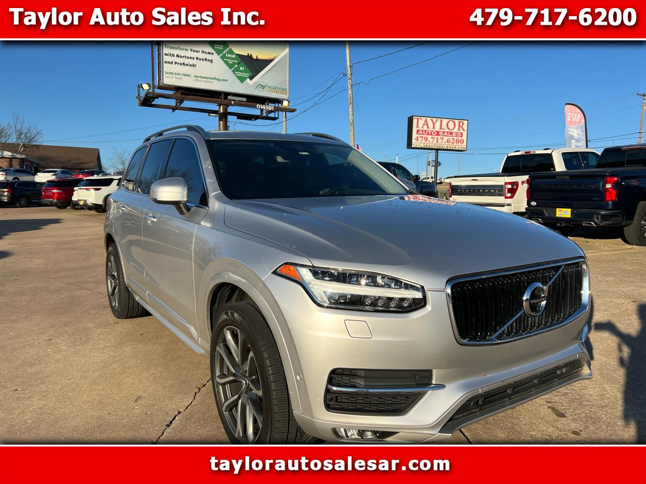 Volvo XC90 T5 AWD 5-Passenger Momentum *Ltd Avail* 2018